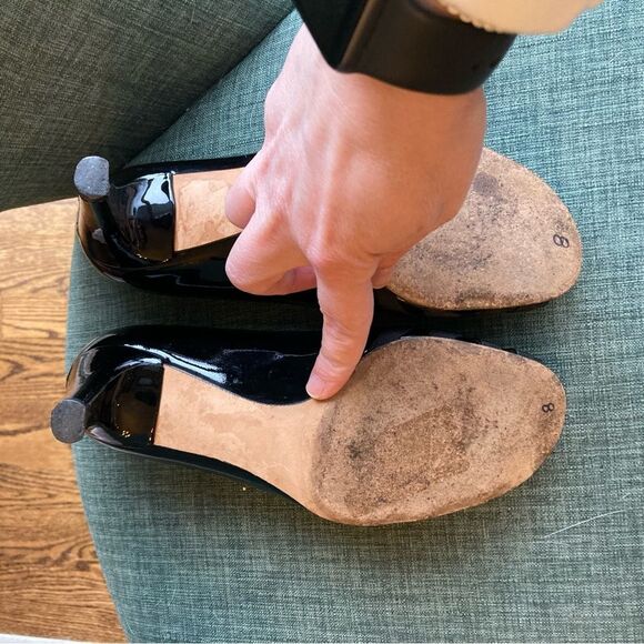 Stuart Weizman Women’s patient leather peep toe black heels size 8. EUC! - Picture 7 of 9